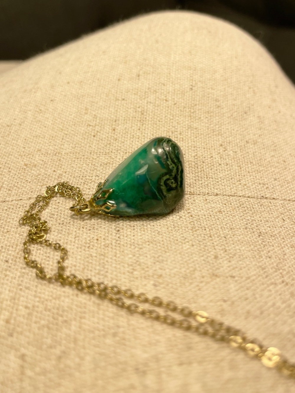 Teal Stone Pendant Necklace on 18” Gold-Tone Chain – Gift Ready 🍃✨ - Picture 8 of 13